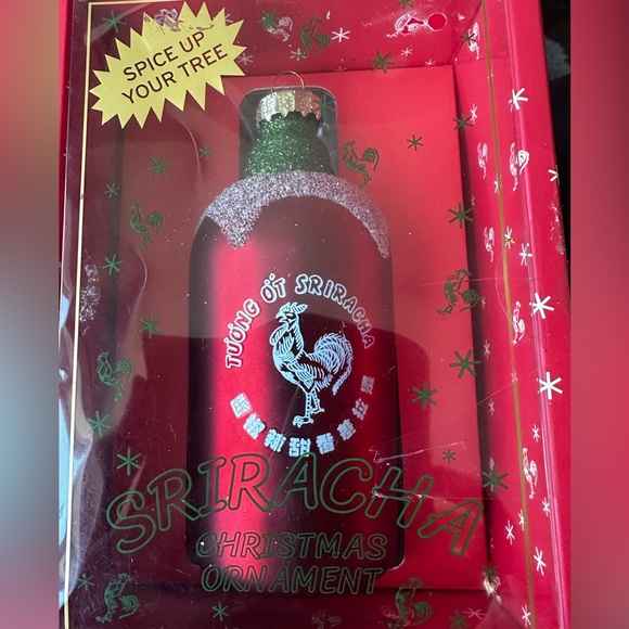 Red Christmas Ornament - Sriracha Rare - Glass ornament - Picture 1 of 5